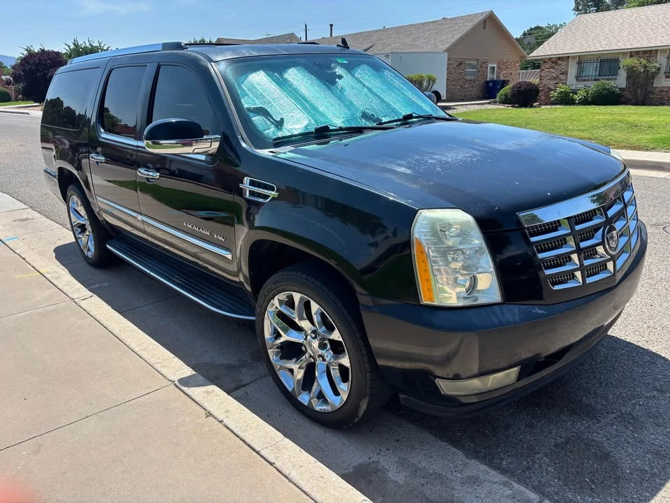 2005 Cadillac Escalade & EXT 2nd Gen - Image 8 of 9