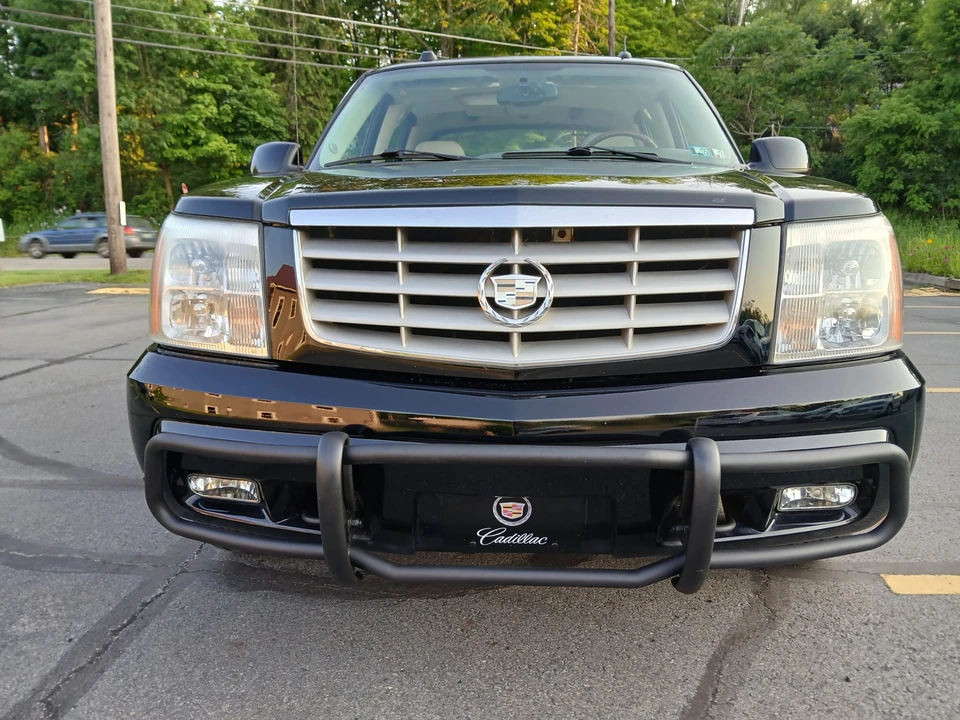 2005 Cadillac Escalade & EXT 2nd Gen - Image 5 of 31