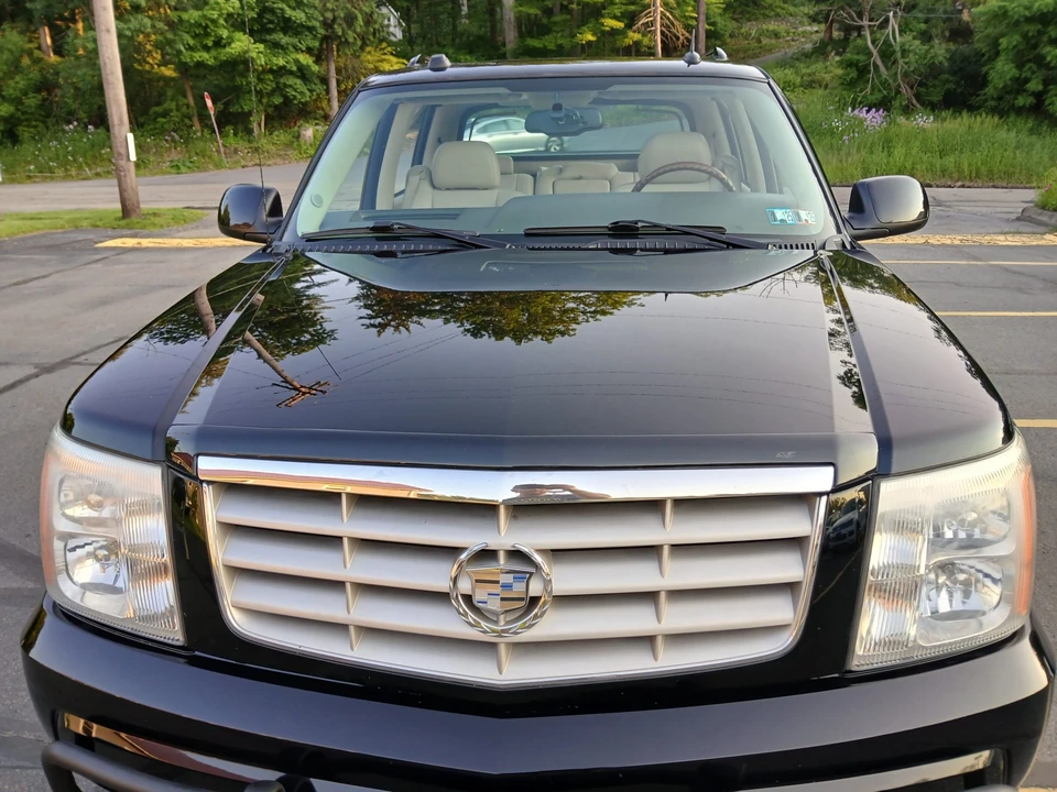 2005 Cadillac Escalade & EXT 2nd Gen - Image 4 of 31