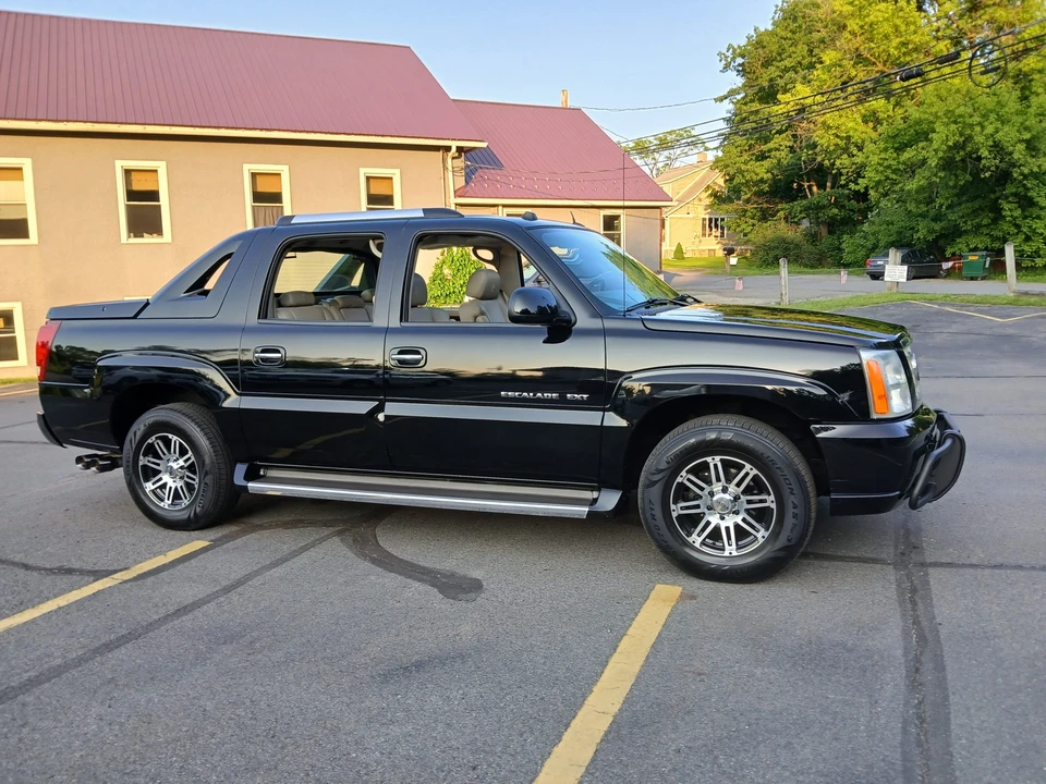 2005 Cadillac Escalade & EXT 2nd Gen - Image 7 of 31