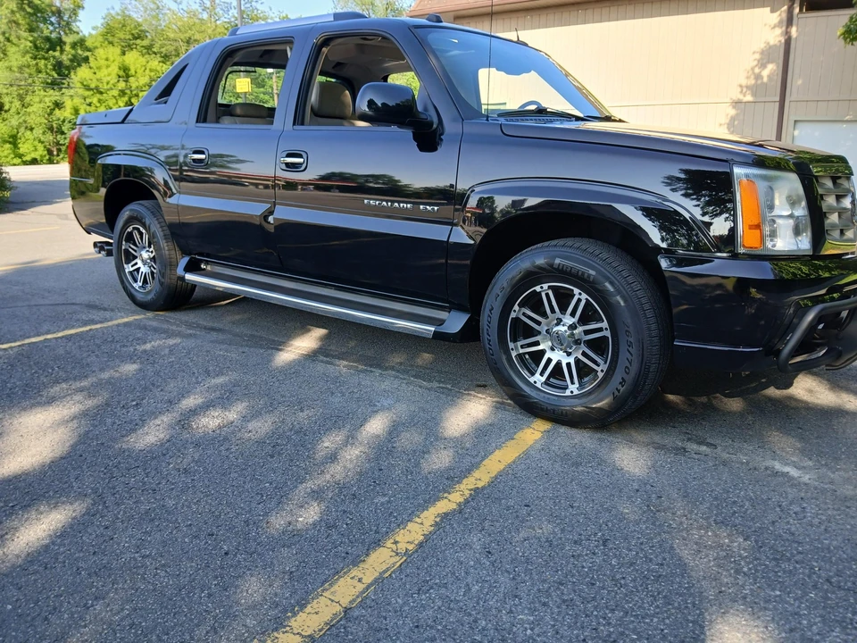 2005 Cadillac Escalade & EXT 2nd Gen - Image 24 of 31
