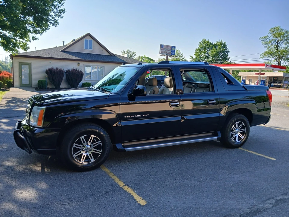 2005 Cadillac Escalade & EXT 2nd Gen - Image 15 of 31