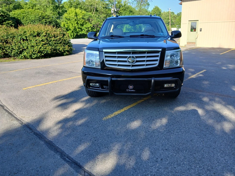 2005 Cadillac Escalade & EXT 2nd Gen - Image 19 of 31