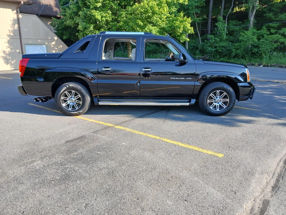 2005 Cadillac Escalade & EXT 2nd Gen - Image 27 of 31