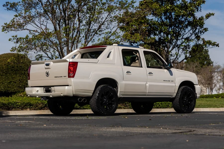 2005 Cadillac Escalade & EXT 2nd Gen - Image 3 of 20