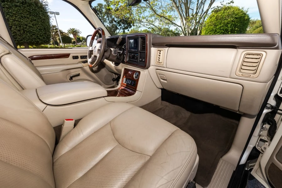 2005 Cadillac Escalade & EXT 2nd Gen - Image 12 of 20
