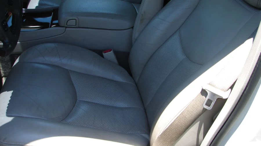 2005 Cadillac Escalade & EXT 2nd Gen - Image 2 of 8