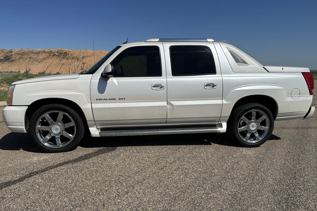 2005 Cadillac Escalade & EXT 2nd Gen - Image 5 of 31
