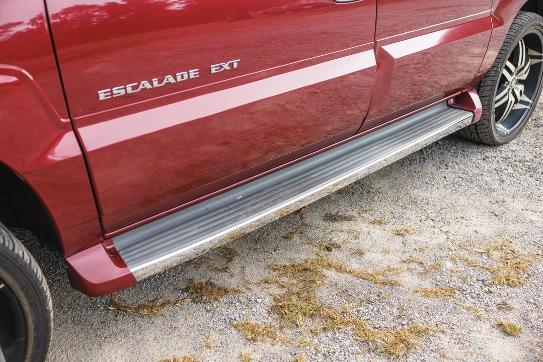 2005 Cadillac Escalade & EXT 2nd Gen - Image 21 of 31