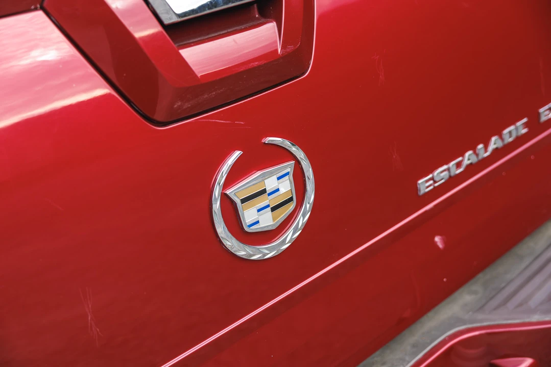 2005 Cadillac Escalade & EXT 2nd Gen - Image 30 of 31