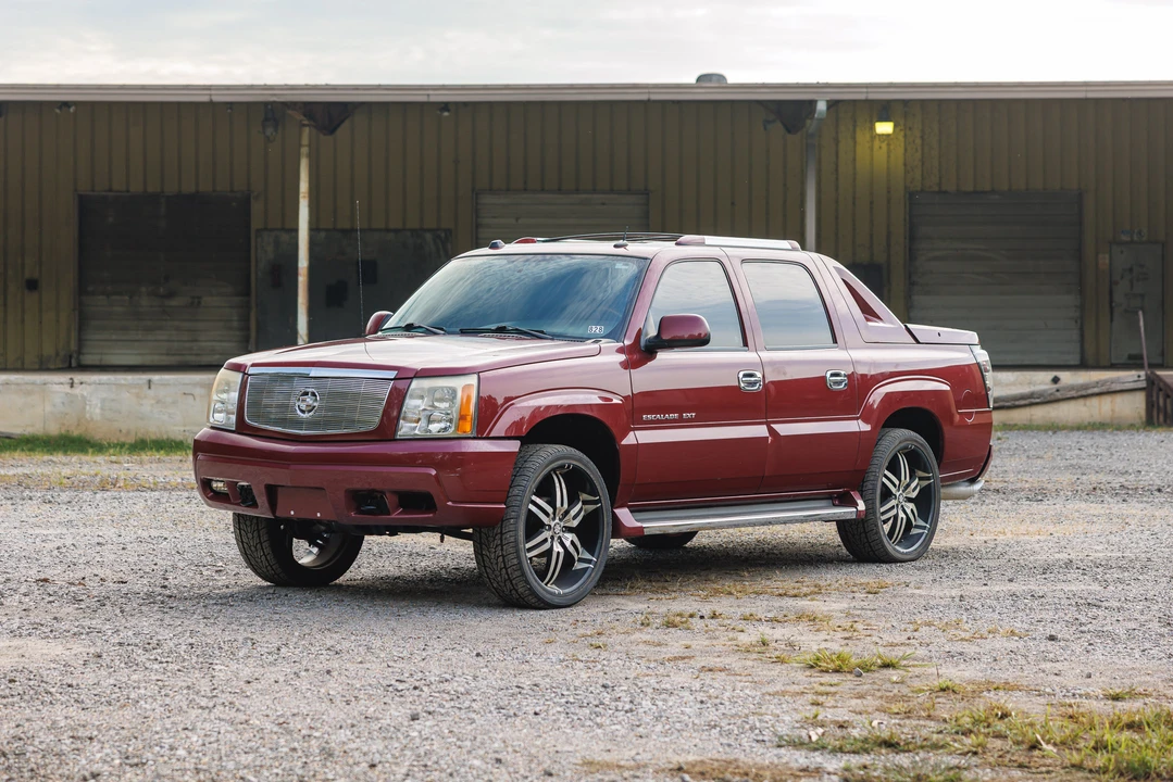 2005 Cadillac Escalade & EXT 2nd Gen - Image 2 of 31