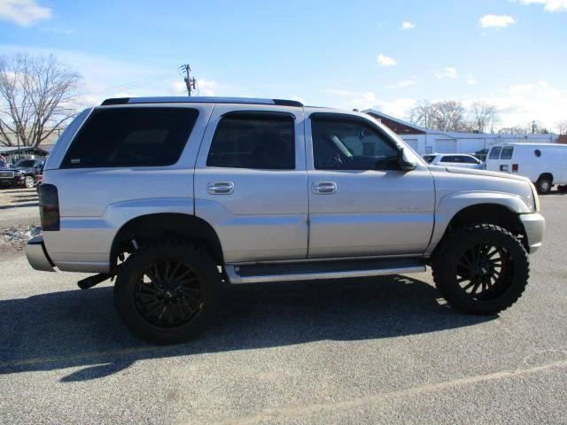 2005 Cadillac Escalade & EXT 2nd Gen - Image 10 of 21
