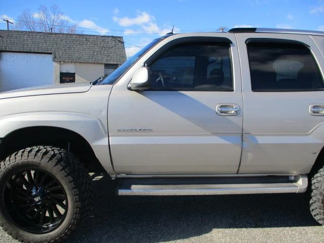 2005 Cadillac Escalade & EXT 2nd Gen - Image 3 of 21