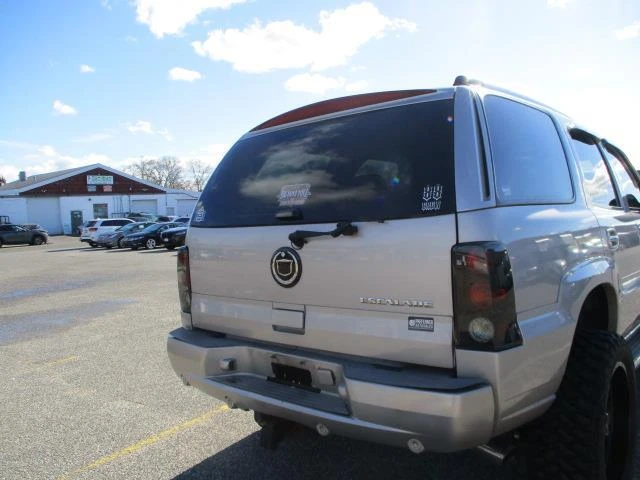 2005 Cadillac Escalade & EXT 2nd Gen - Image 8 of 21