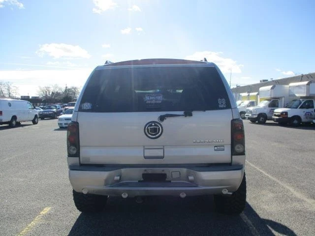 2005 Cadillac Escalade & EXT 2nd Gen - Image 7 of 21