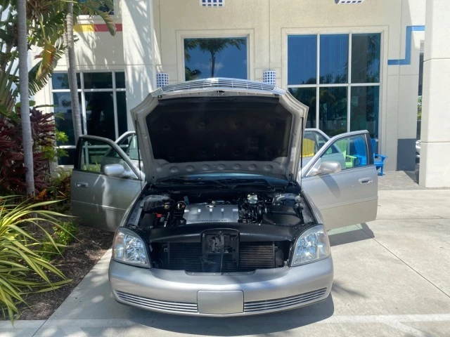 2005 Cadillac DeVille 8th Gen - Image 17 of 21