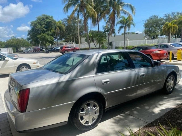2005 Cadillac DeVille 8th Gen - Image 8 of 21