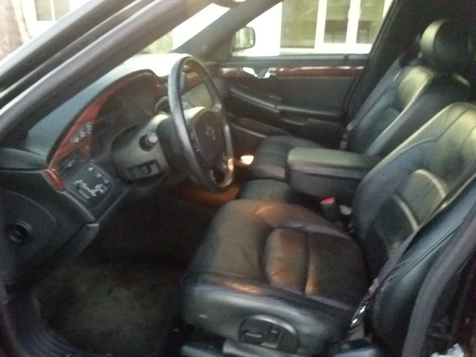 2005 Cadillac DeVille 8th Gen - Image 16 of 21