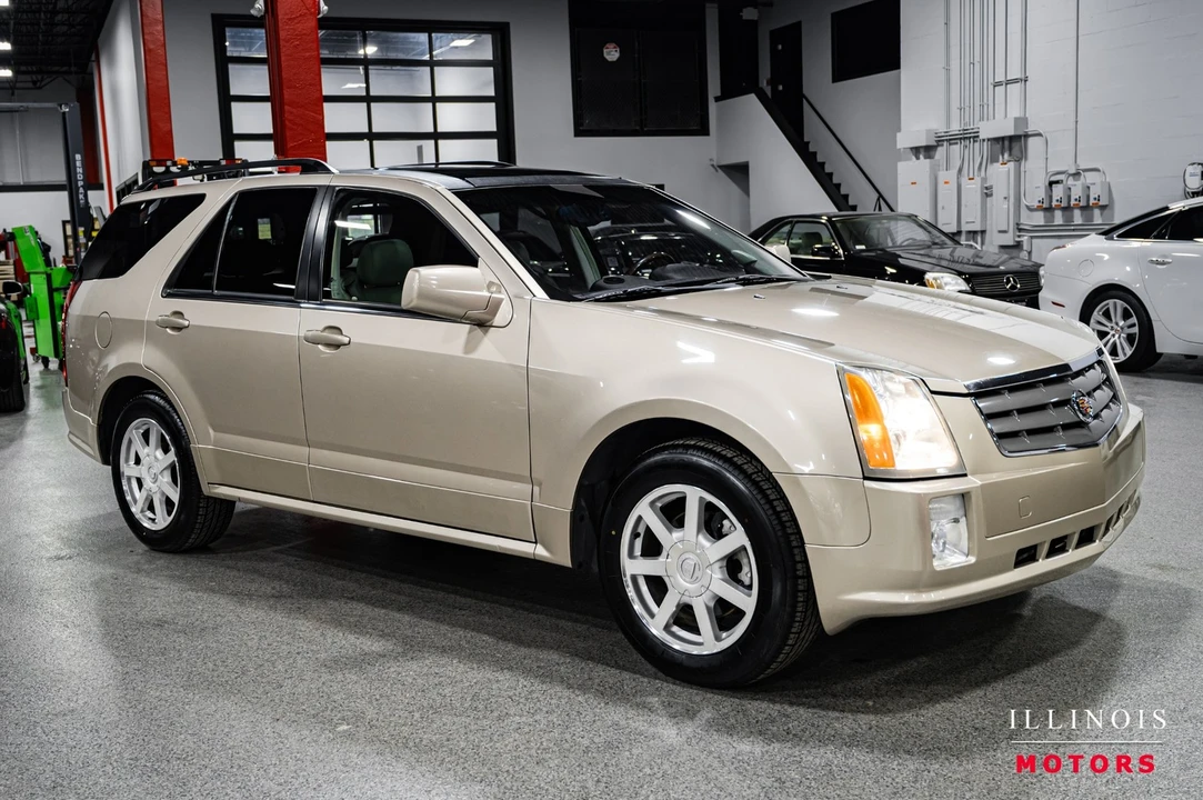 2005 Cadillac SRX - Image 7 of 21