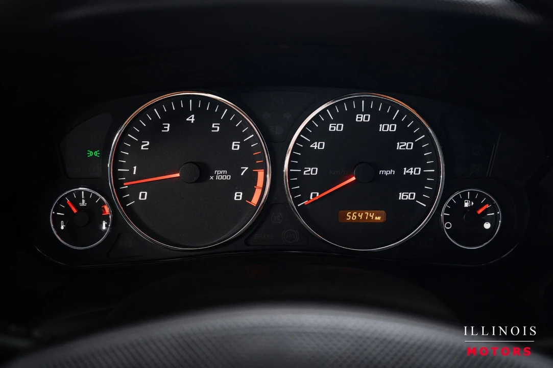 2005 Cadillac SRX - Image 16 of 21