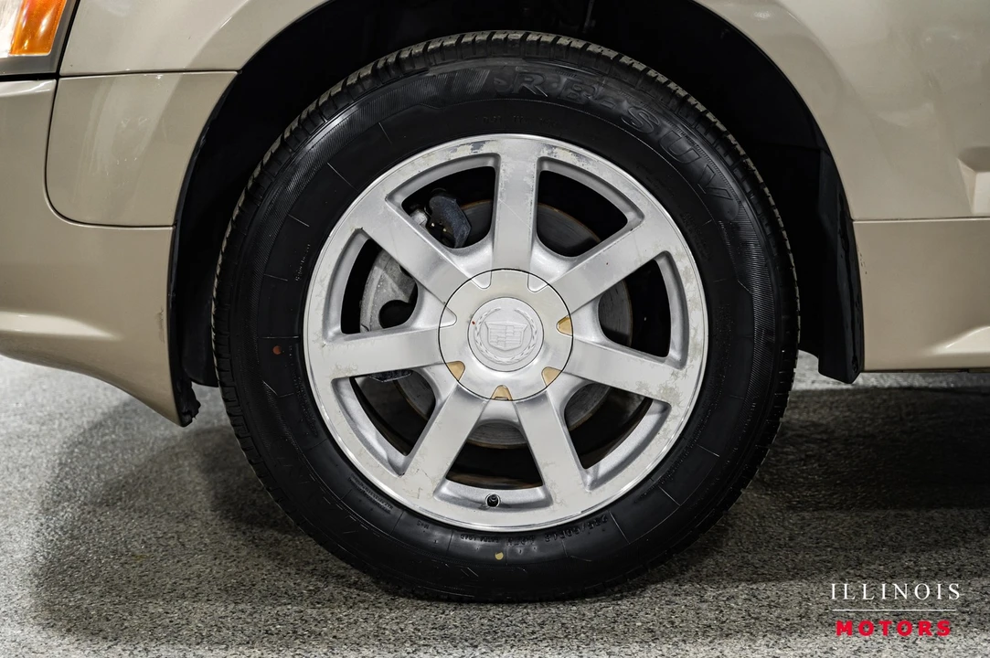 2005 Cadillac SRX - Image 9 of 21