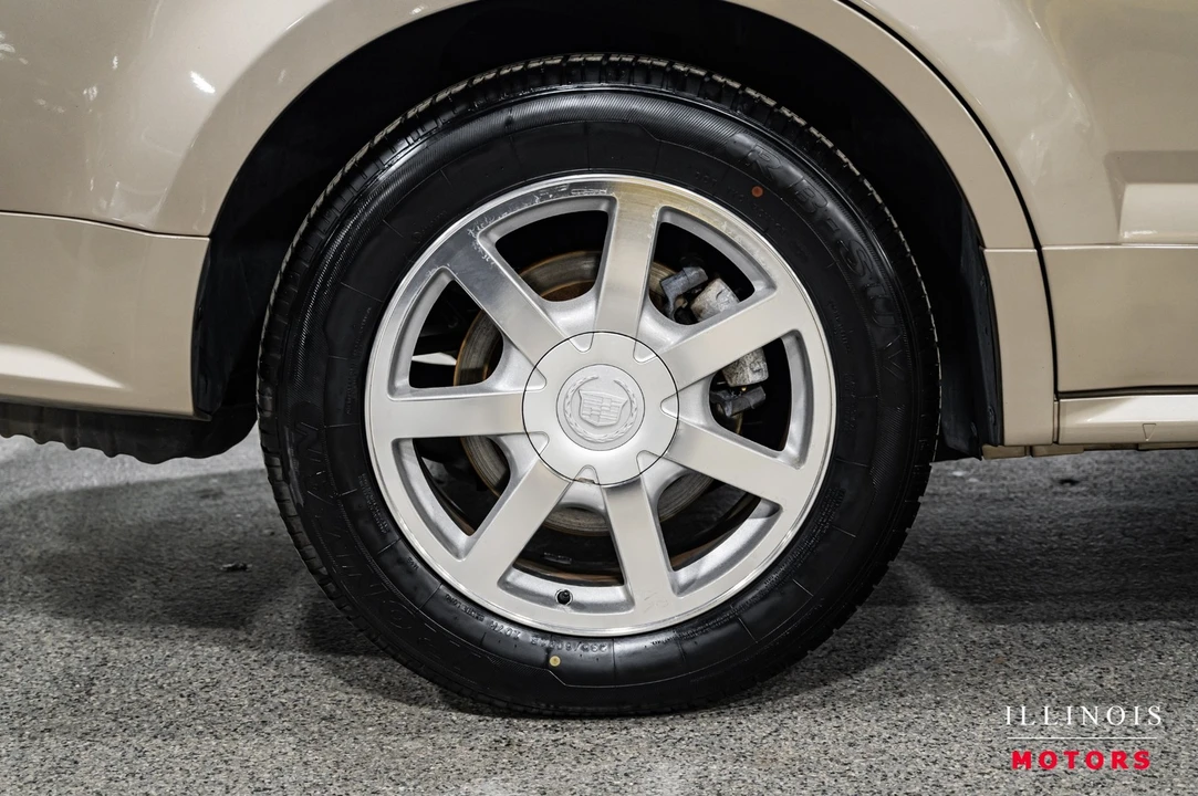 2005 Cadillac SRX - Image 11 of 21