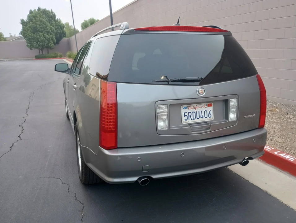 2005 Cadillac SRX - Image 20 of 31
