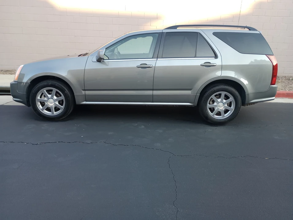 2005 Cadillac SRX - Image 10 of 31