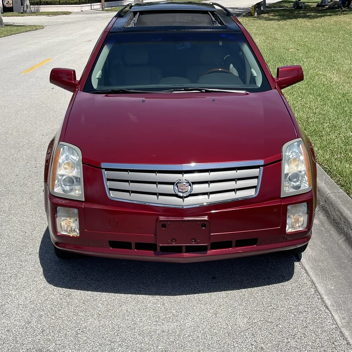 2005 Cadillac SRX - Image 4 of 12