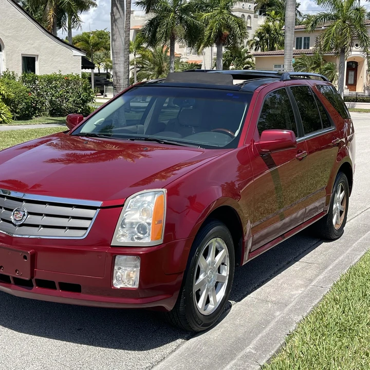 2005 Cadillac SRX - Image 5 of 12