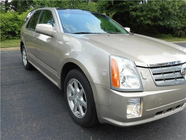 2005 Cadillac SRX - Image 12 of 12
