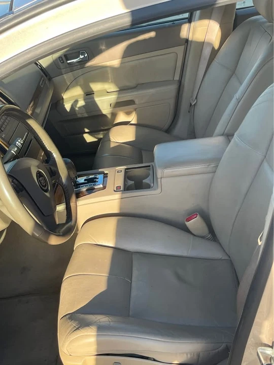 2005 Cadillac STS - Image 6 of 7