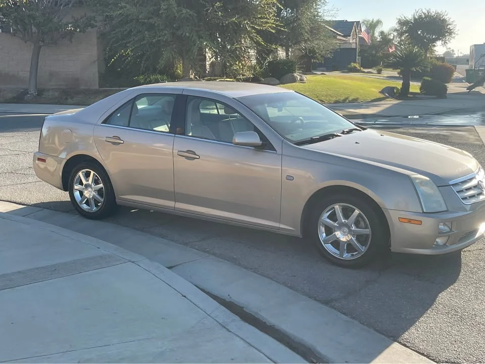 2005 Cadillac STS - Image 3 of 7