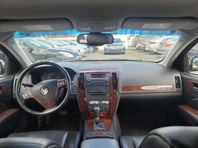 2005 Cadillac STS - Image 8 of 12