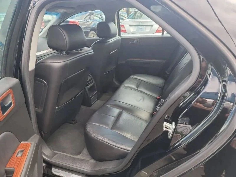 2005 Cadillac STS - Image 9 of 12