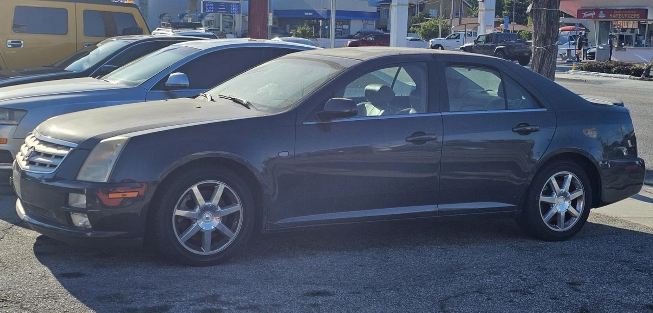 2005 Cadillac STS - Image 7 of 9