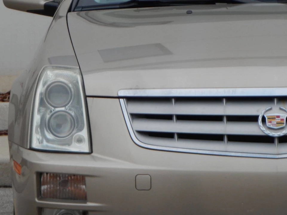 2005 Cadillac STS - Image 9 of 21
