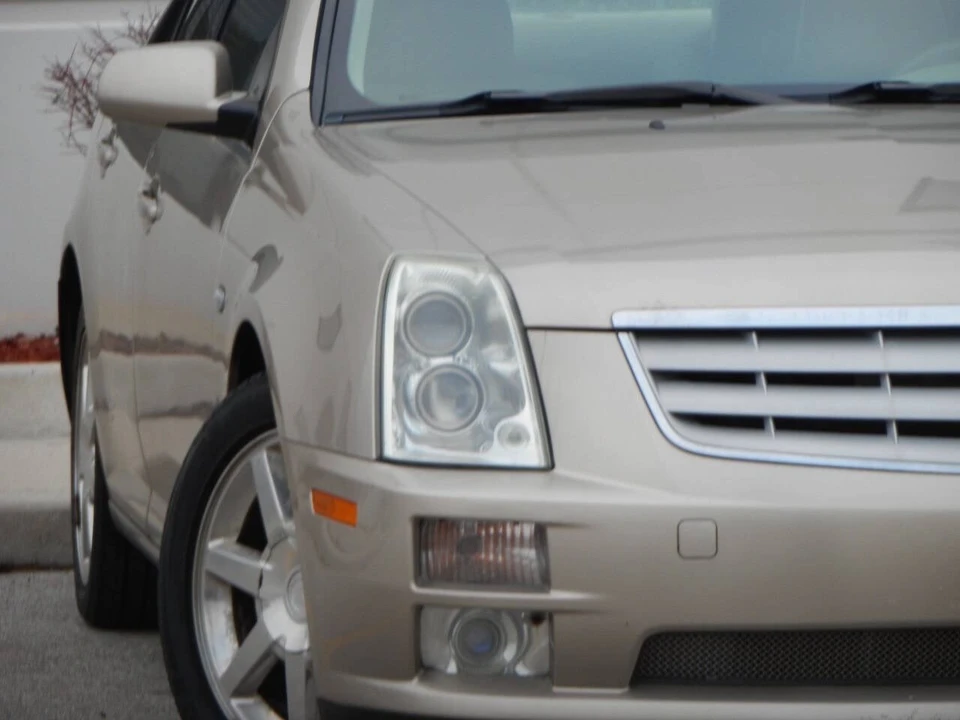 2005 Cadillac STS - Image 6 of 21