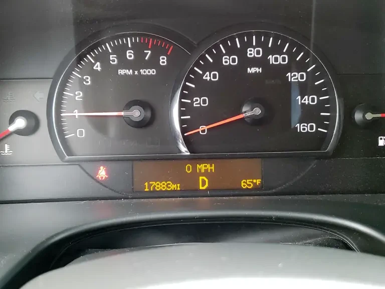 2005 Cadillac STS - Image 6 of 10