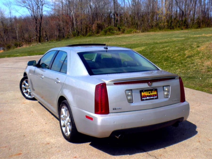 2005 Cadillac STS - Image 2 of 8