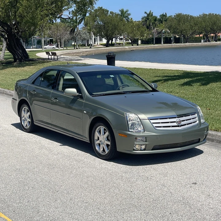 2005 Cadillac STS - Image 2 of 12