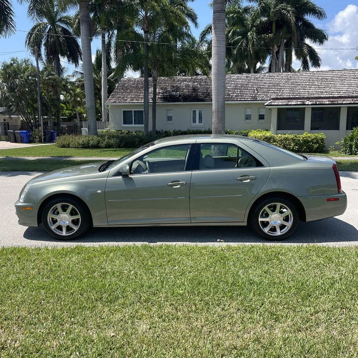 2005 Cadillac STS - Image 7 of 12