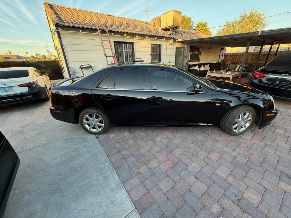 2005 Cadillac STS-V - Image 9 of 19