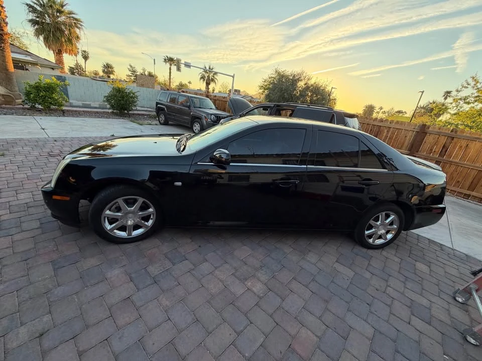 2005 Cadillac STS-V - Image 2 of 19