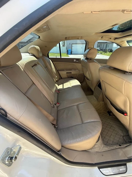 2005 Cadillac STS - Image 12 of 15
