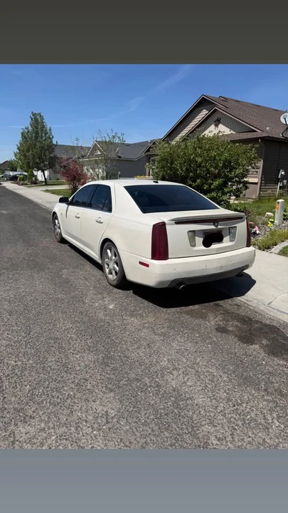 2005 Cadillac STS - Image 5 of 15