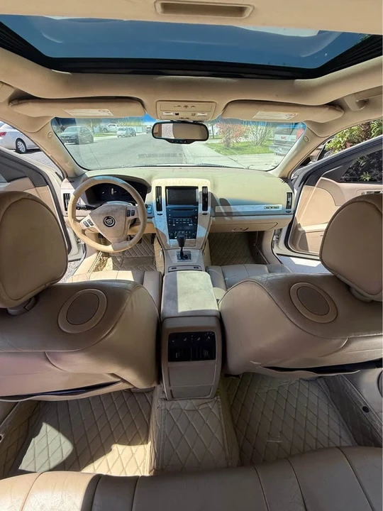2005 Cadillac STS - Image 8 of 15