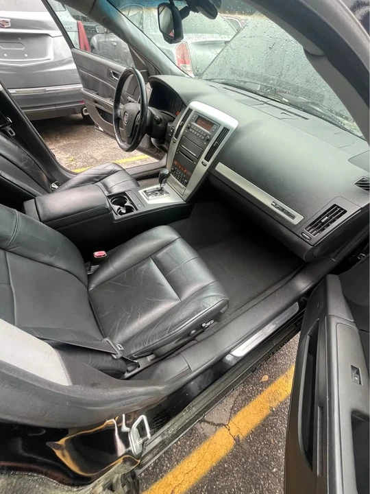 2005 Cadillac STS - Image 8 of 16
