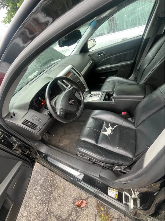 2005 Cadillac STS - Image 12 of 16