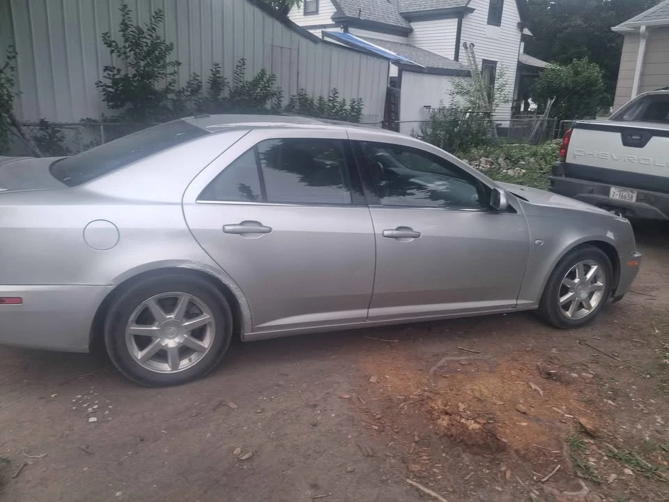 2005 Cadillac STS - Image 5 of 6